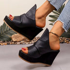 Everlee - Women’s Textured Wedge Mule Sandals
