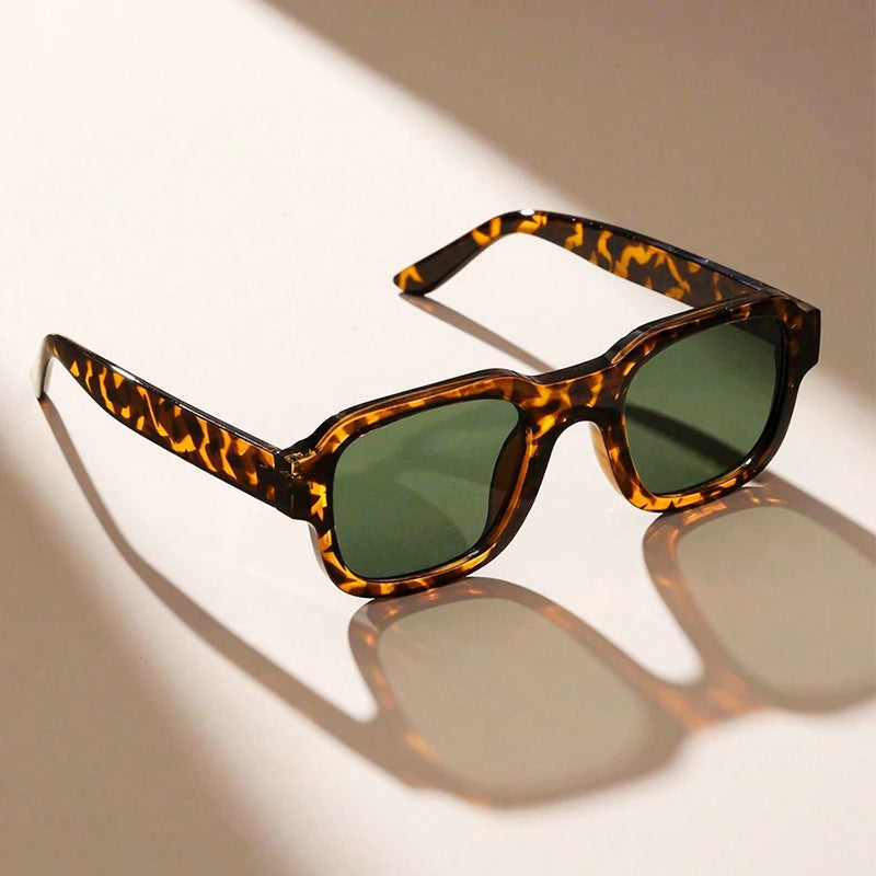Graham - Unisex Bold Square Sunglasses