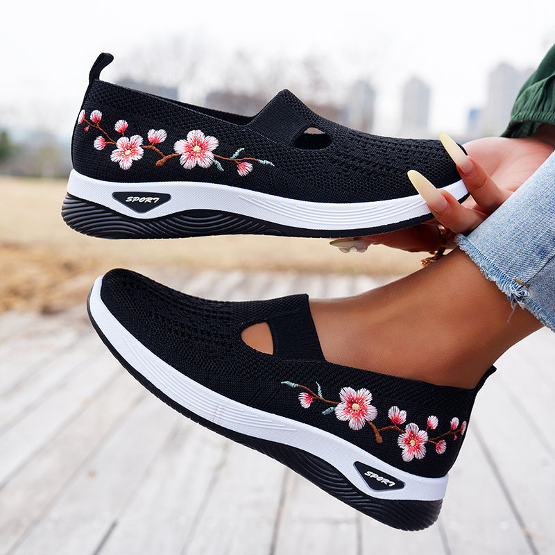 Paisley - Women's Floral Embroidered Knit Walking Shoes
