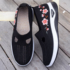 Paisley - Women's Floral Embroidered Knit Walking Shoes