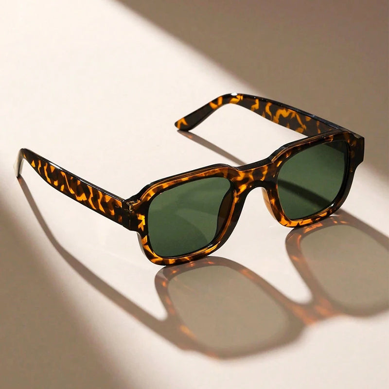 Solvane - Thick Rim Geometric Sunglasses