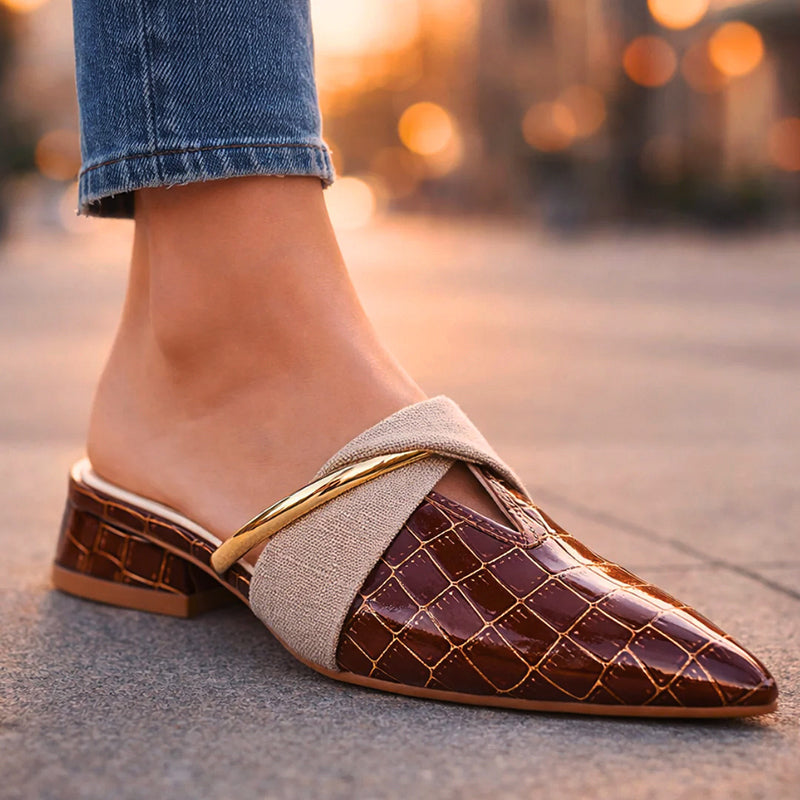 Taylor - Women's Textured Pointed Toe Mule Flats
