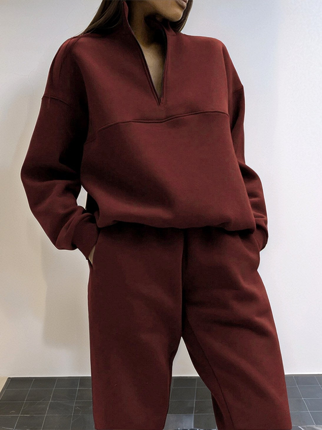 Vera - Women's Half-Zip Pullover & Jogger Pants Set