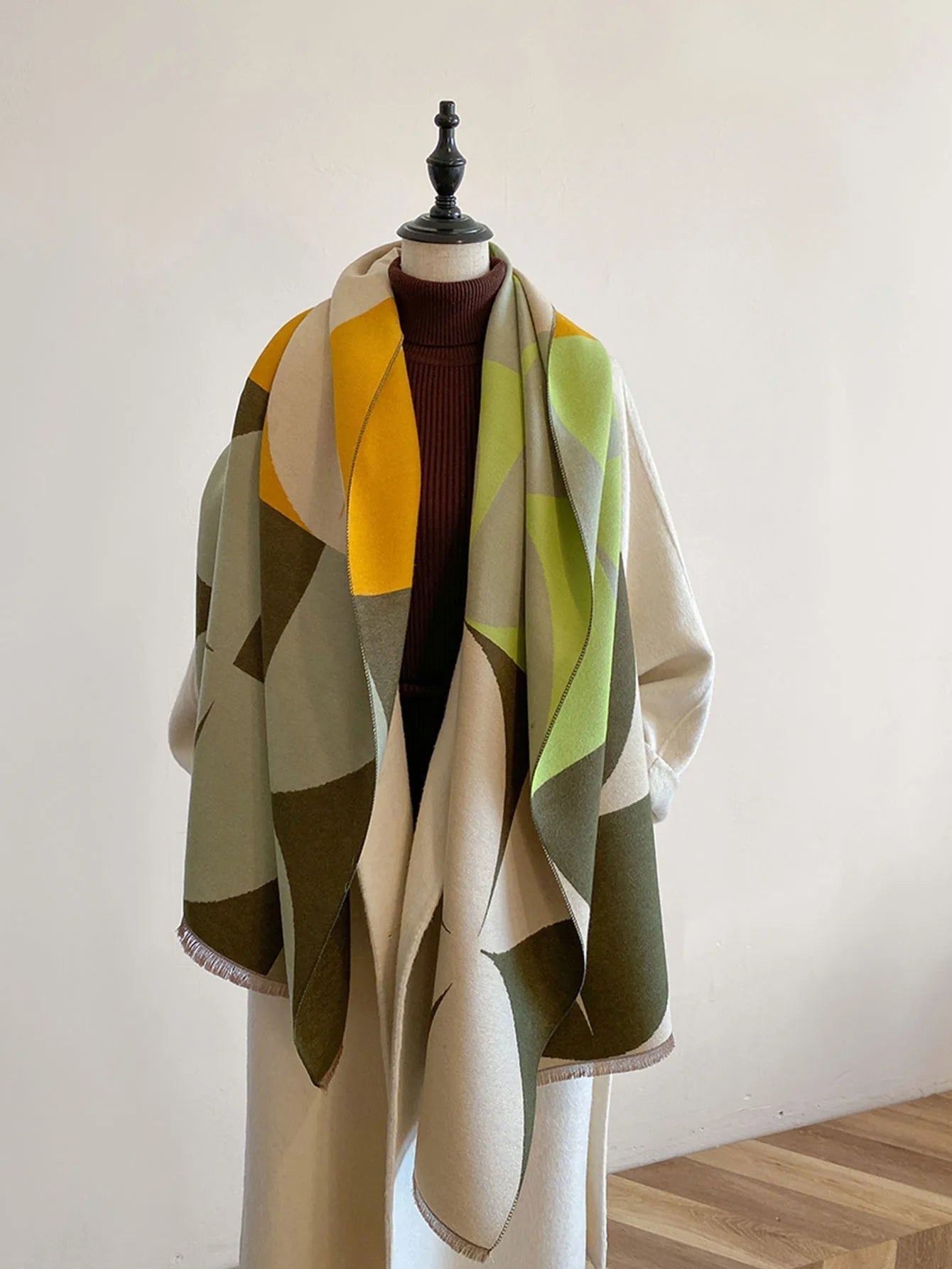 Beatrice - Women's Reversible Geometric Cashmere Oversized Wrap Scarf