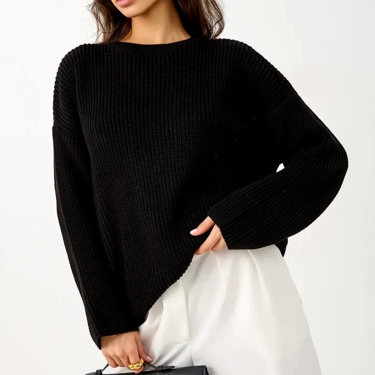 Brianna - Women's Oversized Crew Neck Chunky Knit Sweater 3