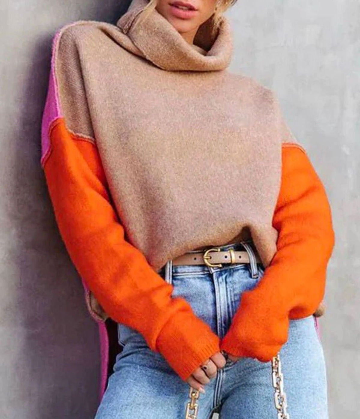 Cher - Women's Oversized Turtleneck Color-Block Knit Sweater