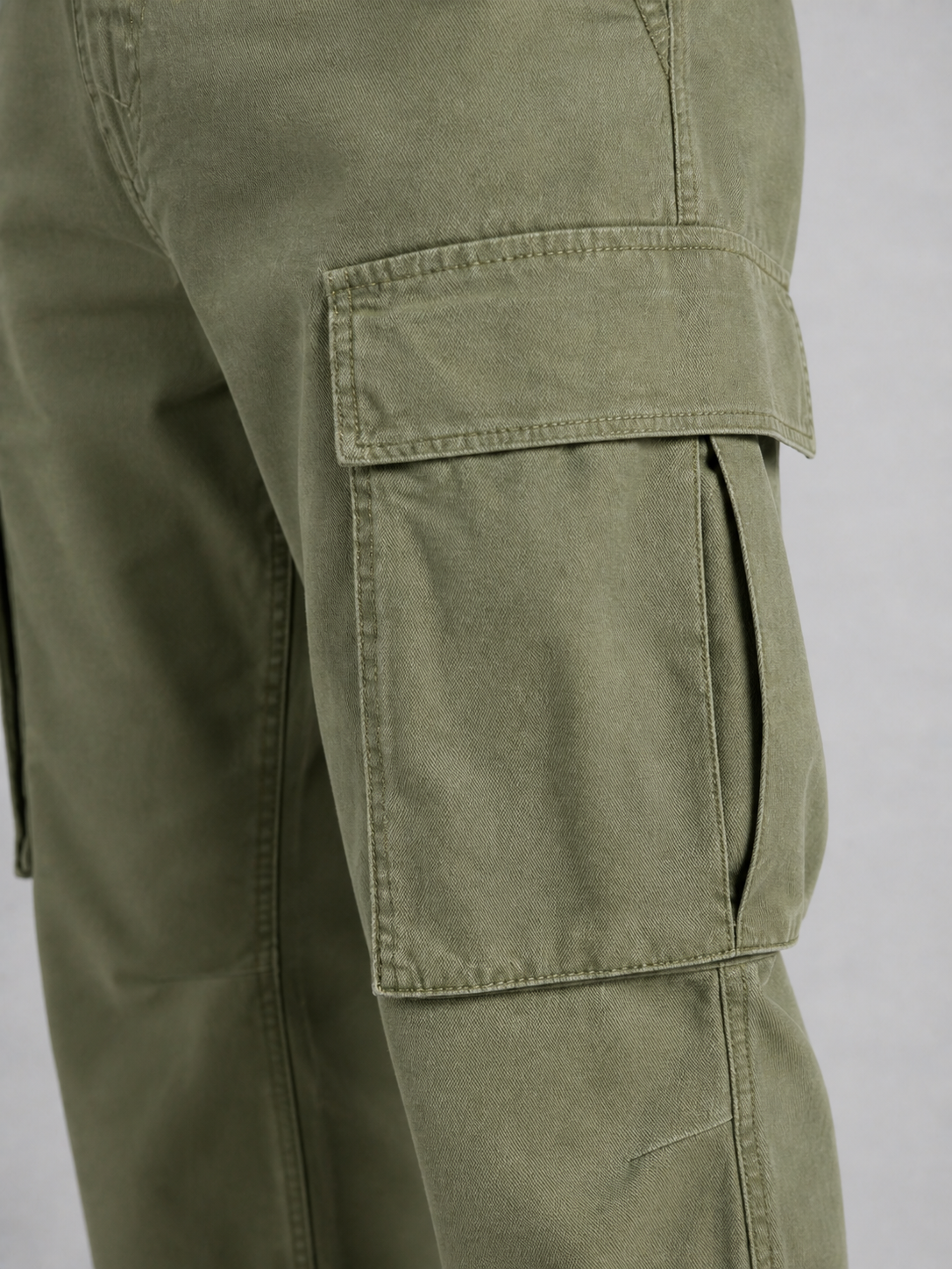 Darren - Men's Relaxed Cargo Pants with Utility Pockets