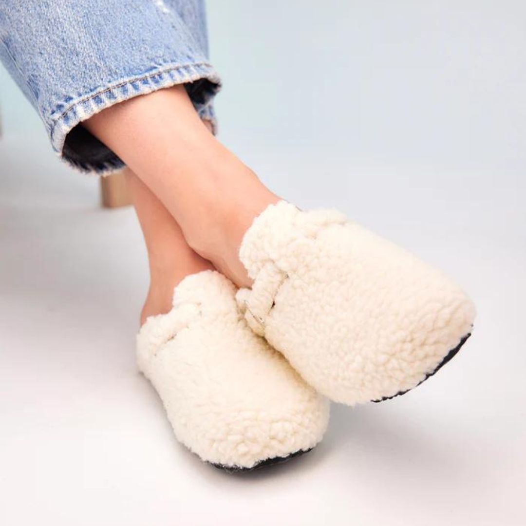 Emma - Women's Fleece-Lined Clog Slippers with Buckle Strap