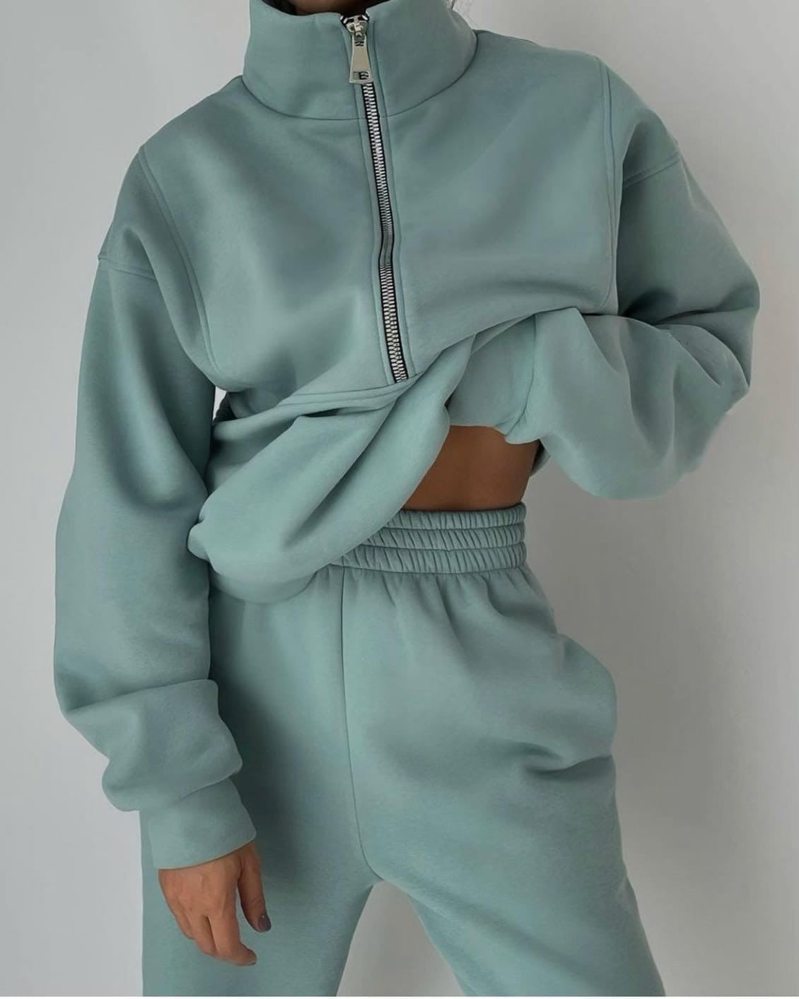Natalia - Women's Oversized Half-Zip Pullover & High-Waisted Joggers Set