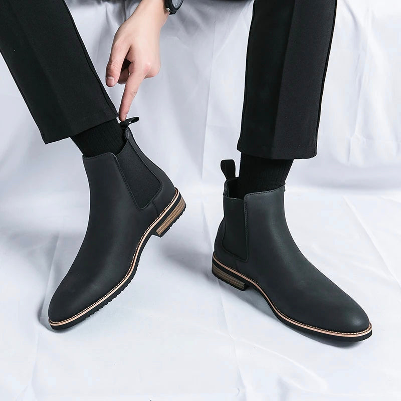 Ramon - Men's Chelsea Boots with Contrast Sole